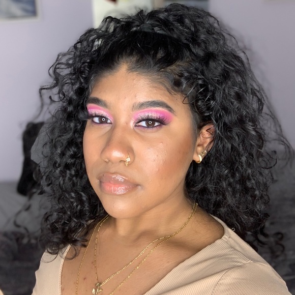 Meet your Posher, Yari - Picture 1 of 1